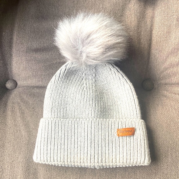 Barbour Accessories - NWOT Barbour small beanie